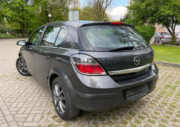 Opel Astra cena 14999 przebieg: 229000, rok produkcji 2009 z Szczawno-Zdrój małe 137